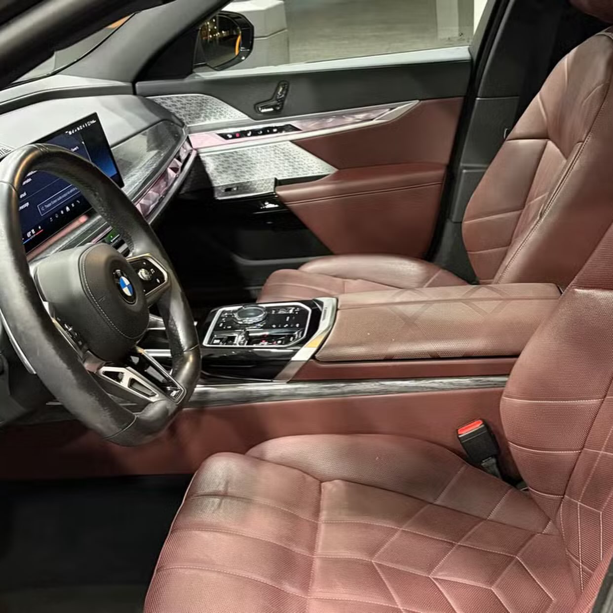 2024 BMW 740i